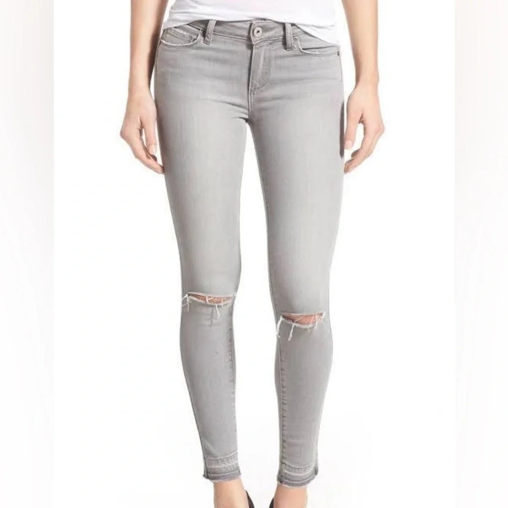 PAIGE Denim Verdugo Skinny Jeans Light  Grey, size 28